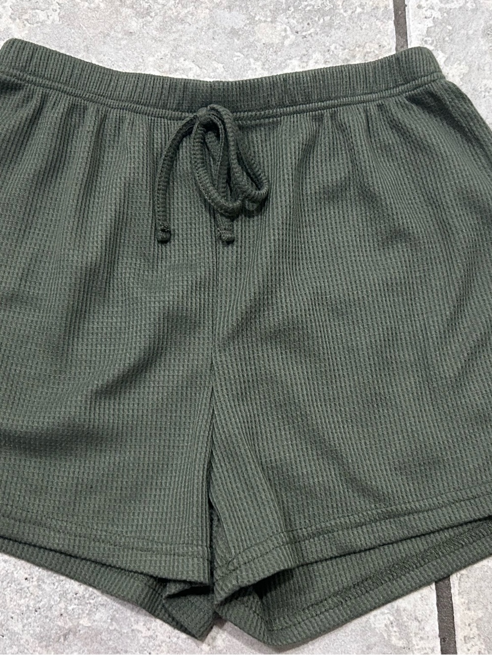 SHEIN Olive Green Ribbed Button Tank & Drawstring Short Set - Picture 4 of 5